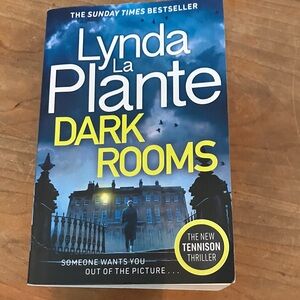 Dark Rooms - Lynda La Plante